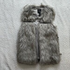 Forever 21 Gray Faux Fur Vest